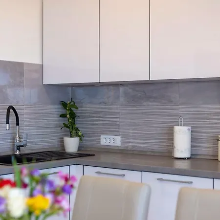Luxury Apartment Nora Podstrana Exterior photo